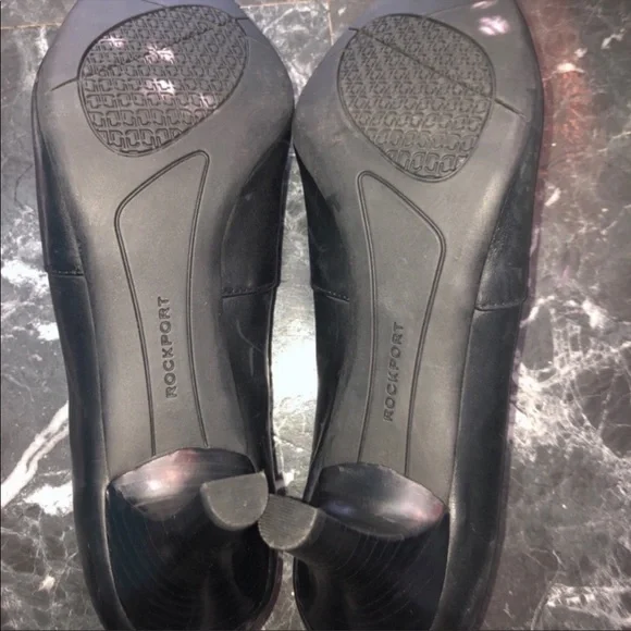 Rockport Black Leather Heels - Picture 3 of 4